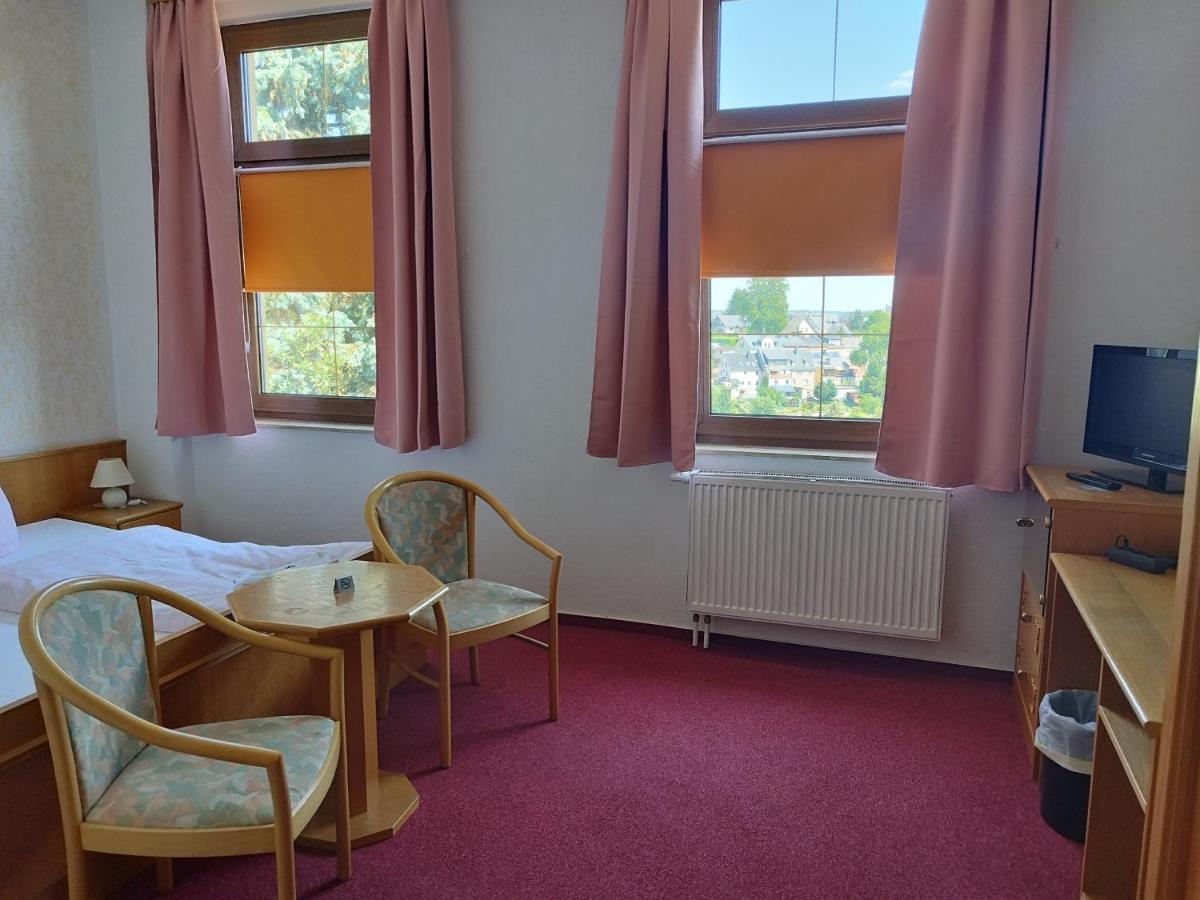 Berghotel Steiger - Erzgebirge 施内贝格 外观 照片