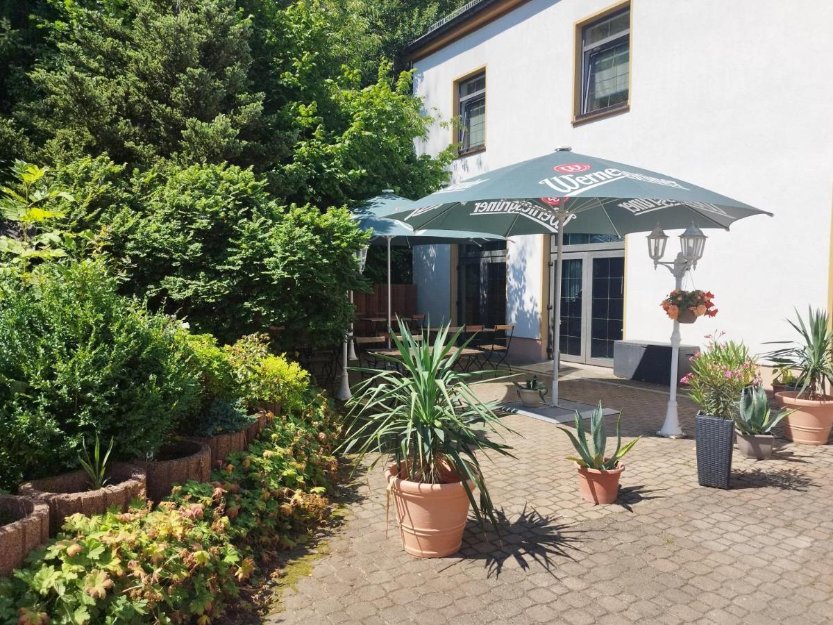 Berghotel Steiger - Erzgebirge 施内贝格 外观 照片